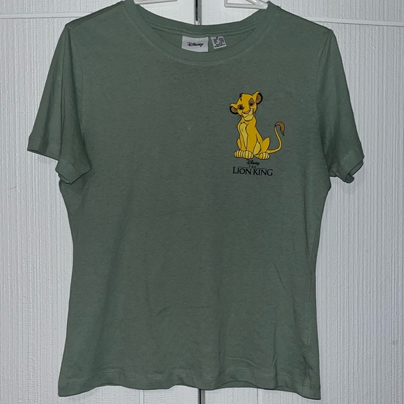 Disney the lion king women’s shirt - Picture 1 of 2